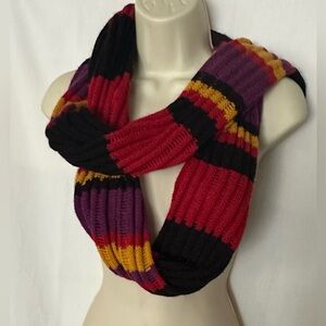 3/$15 Olsenboye Colorful Scarf